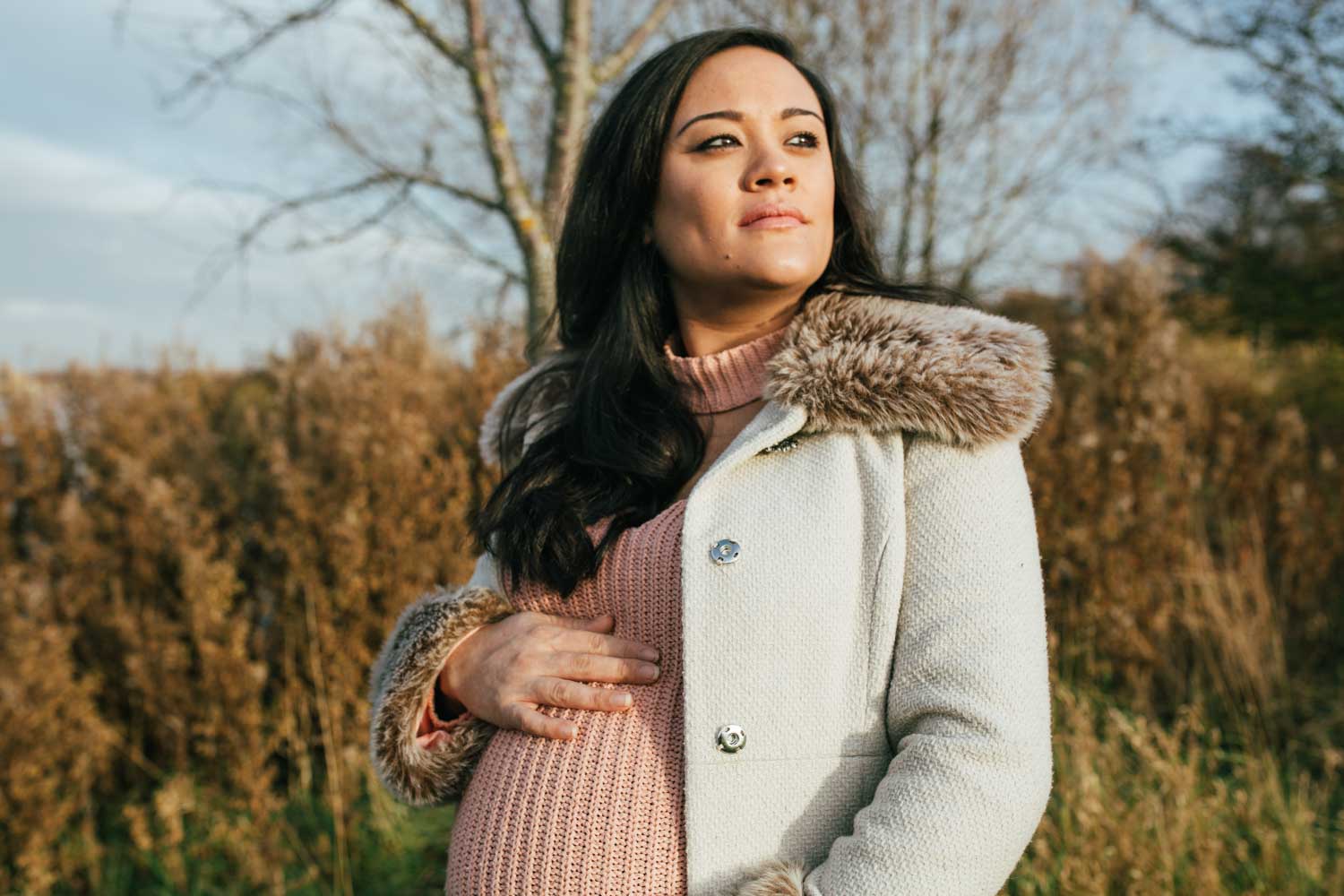 pregnant lady on her maternity photoshoot in rural suffolk