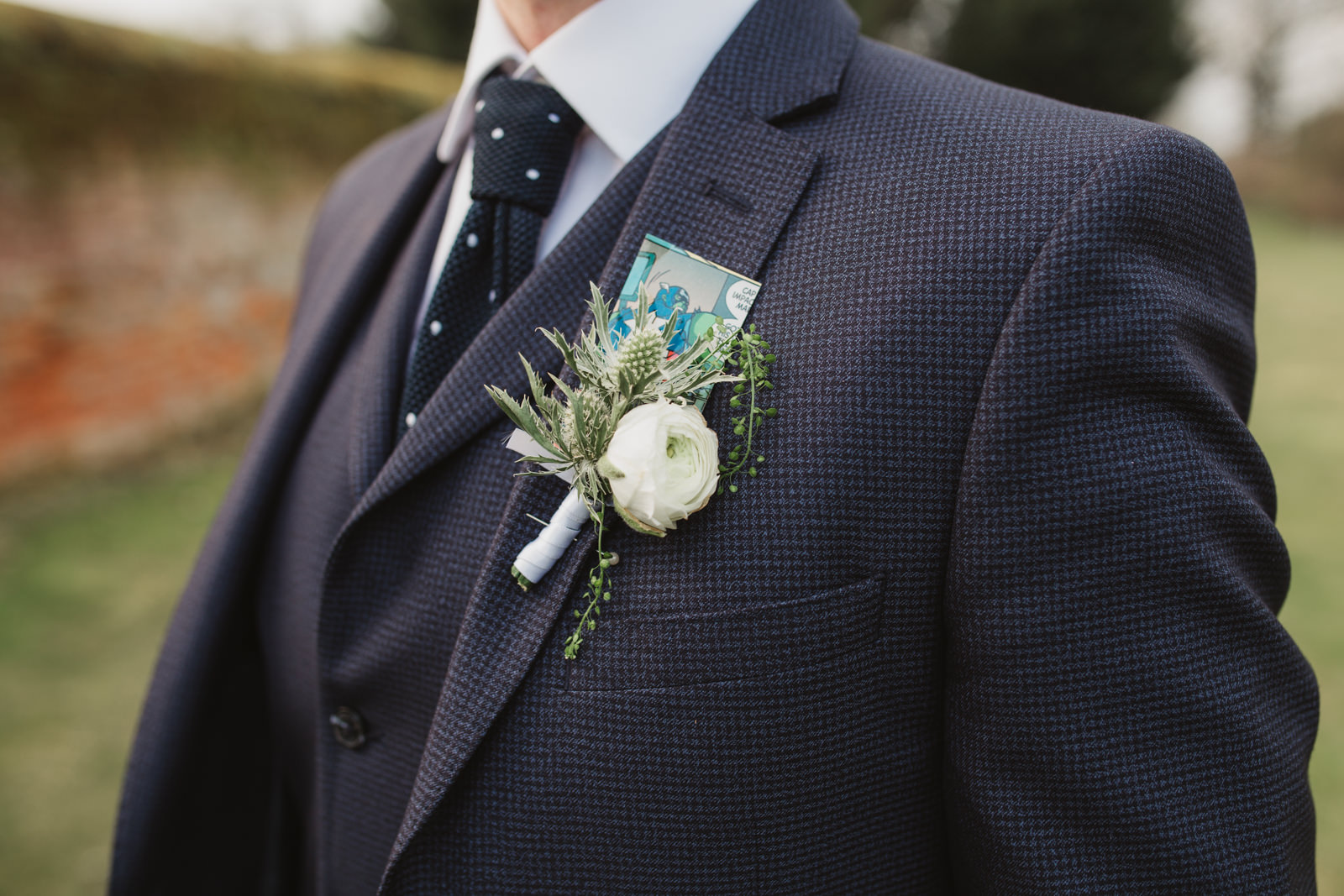 groom prep buttonhole at southwood hall norfolk
